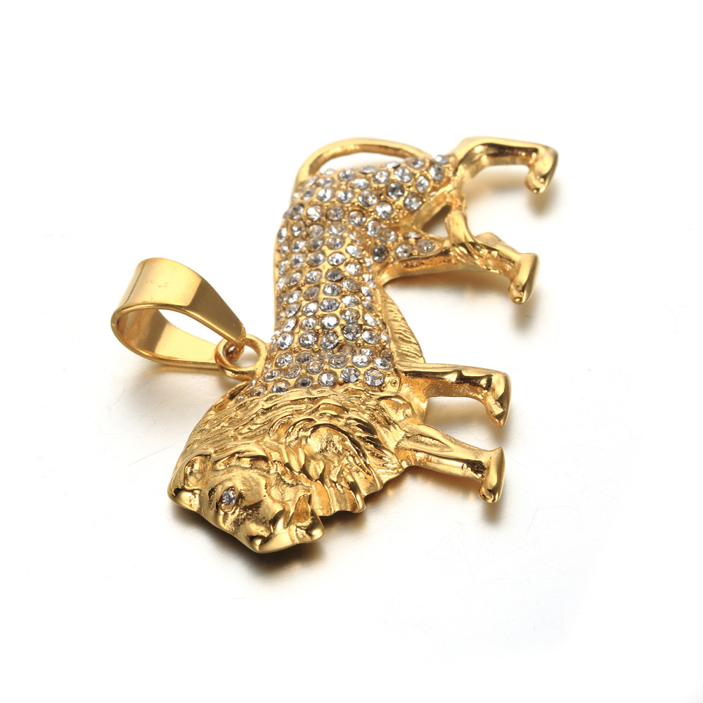 Collana con Ciondolo Leone in  - Men Accessories Singapore recensione e prezzo
